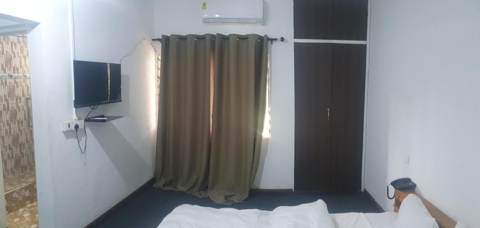 Samaritan Villa Resort And Conference Center Кумаси Экстерьер фото